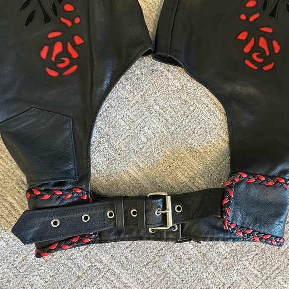 Boutique of Leathers Canada Motorcycle Suit size Small Jacket Size Medium Pants - Picture 10 of 16